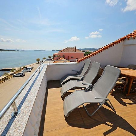 Apartmani Postimana Pasman Ngoại thất bức ảnh