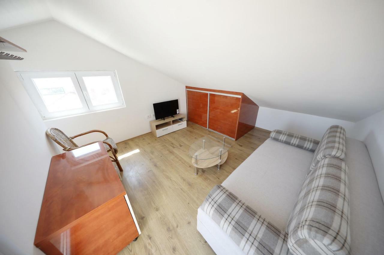 Apartmani Postimana Pasman Ngoại thất bức ảnh