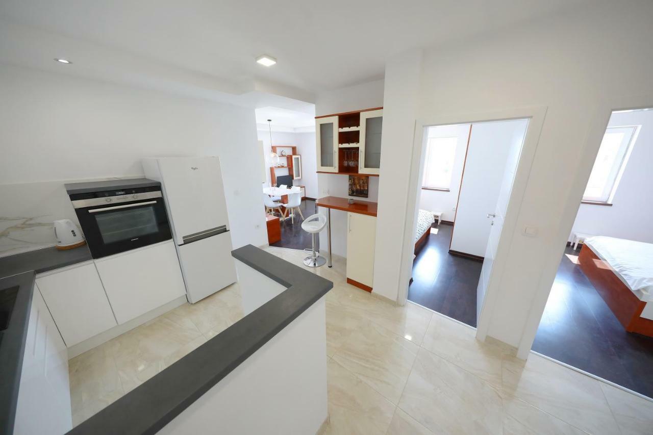 Apartmani Postimana Pasman Ngoại thất bức ảnh