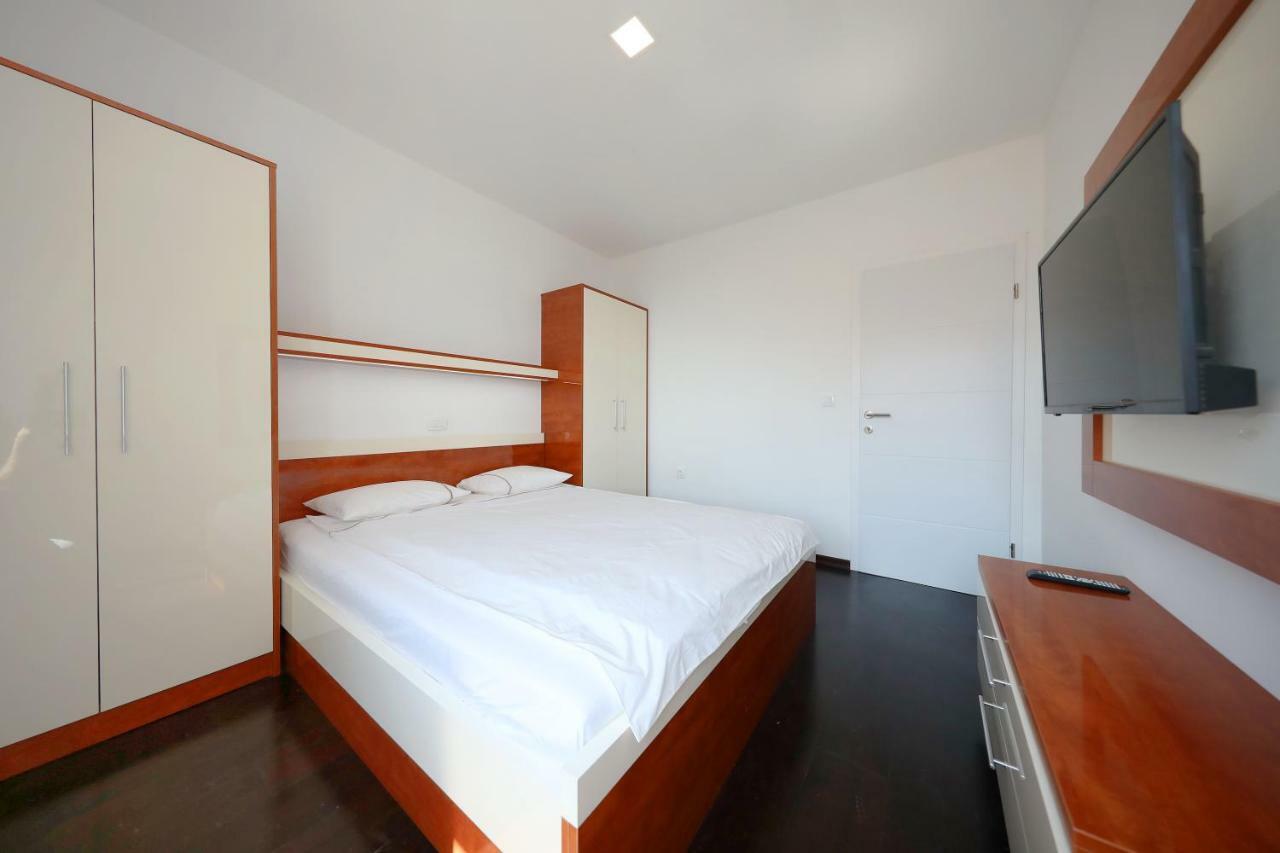 Apartmani Postimana Pasman Ngoại thất bức ảnh