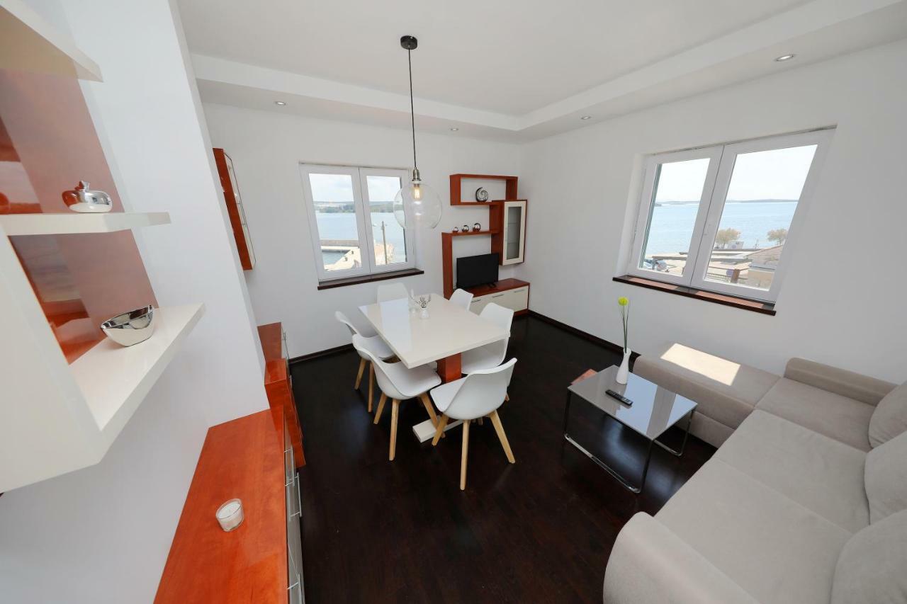 Apartmani Postimana Pasman Ngoại thất bức ảnh