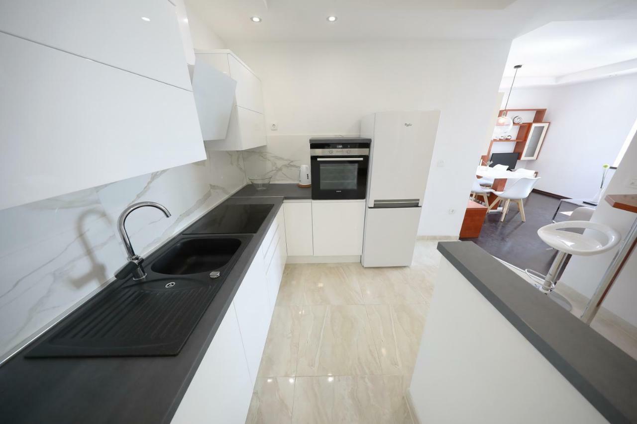 Apartmani Postimana Pasman Ngoại thất bức ảnh