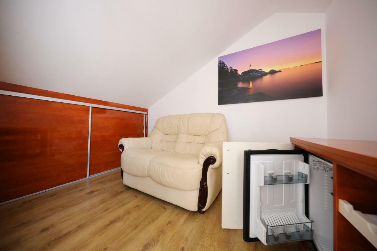 Apartmani Postimana Pasman Ngoại thất bức ảnh
